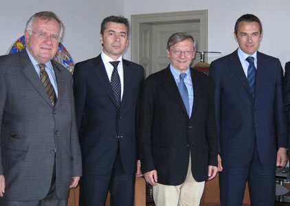 Mr. Stamen Stantchev with Dr. Nedzad Brankovic, Prime Minister of BiH, Dr.Walter Schwimmer and Dr-Wolfgang Schuessel during a meeting in Vienna.